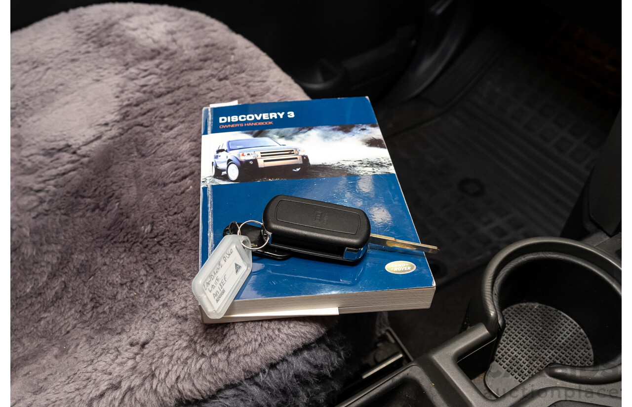 12/2005 Land Rover Discovery 3 TDV6 S (4x4) 4d Wagon White Turbo Diesel 2.7L - 7 Seater