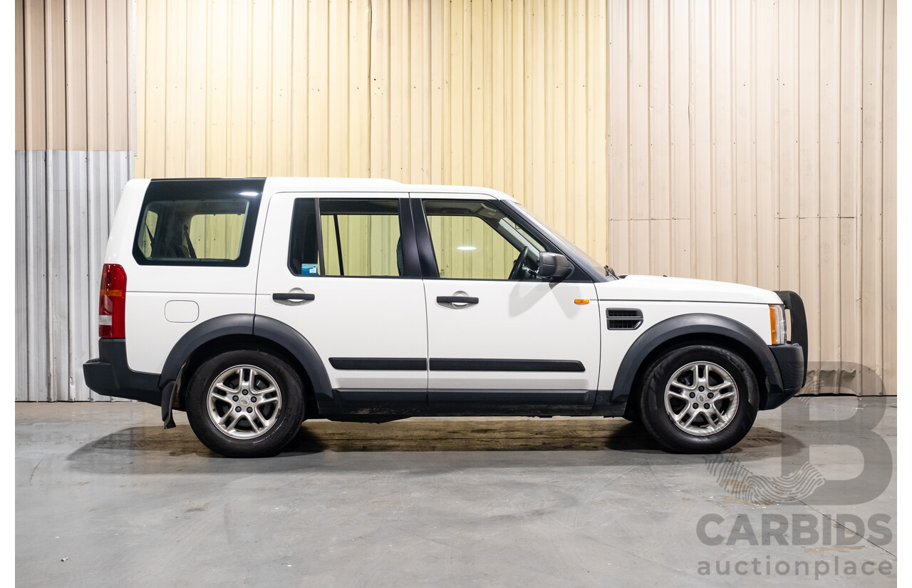 12/2005 Land Rover Discovery 3 TDV6 S (4x4) 4d Wagon White Turbo Diesel 2.7L - 7 Seater