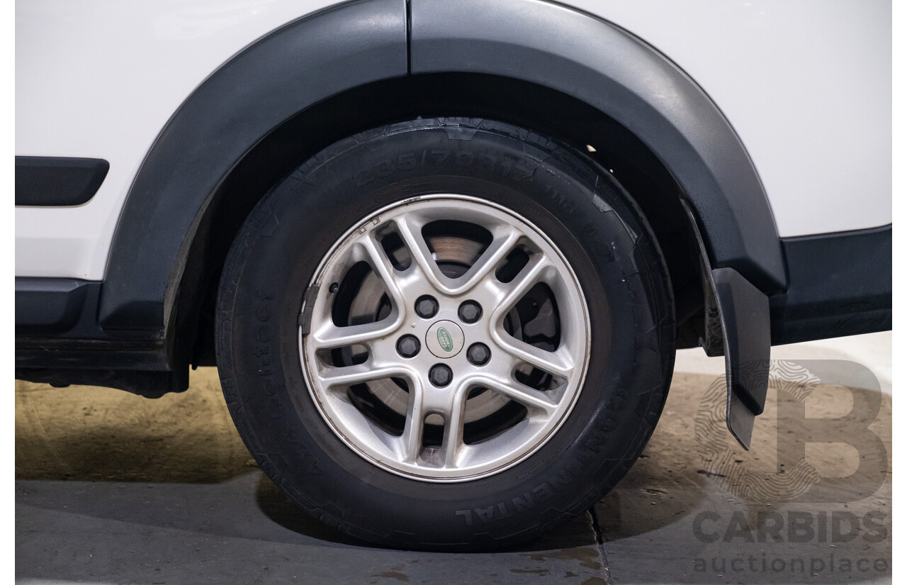 12/2005 Land Rover Discovery 3 TDV6 S (4x4) 4d Wagon White Turbo Diesel 2.7L - 7 Seater