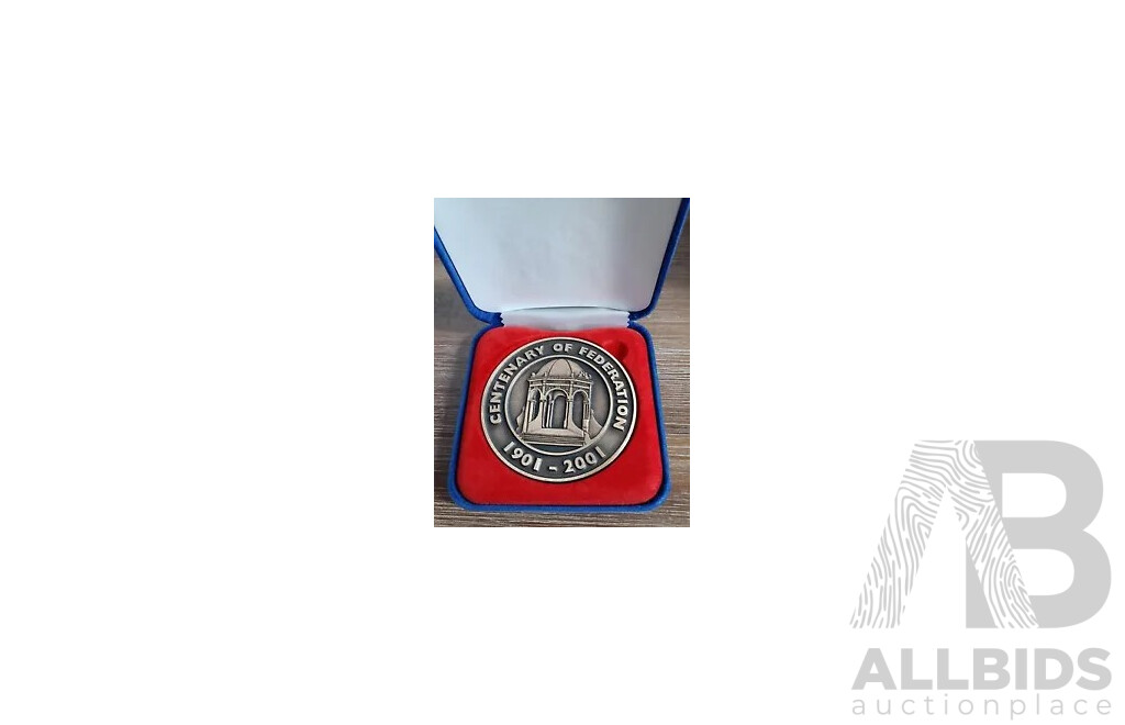 AUSTRALIA: Centenary of Federation Medallion - RARE