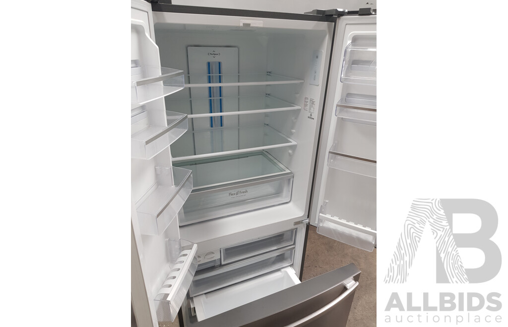 Westinghouse (WHE5200SA) 524L French Door Style Refrigerator