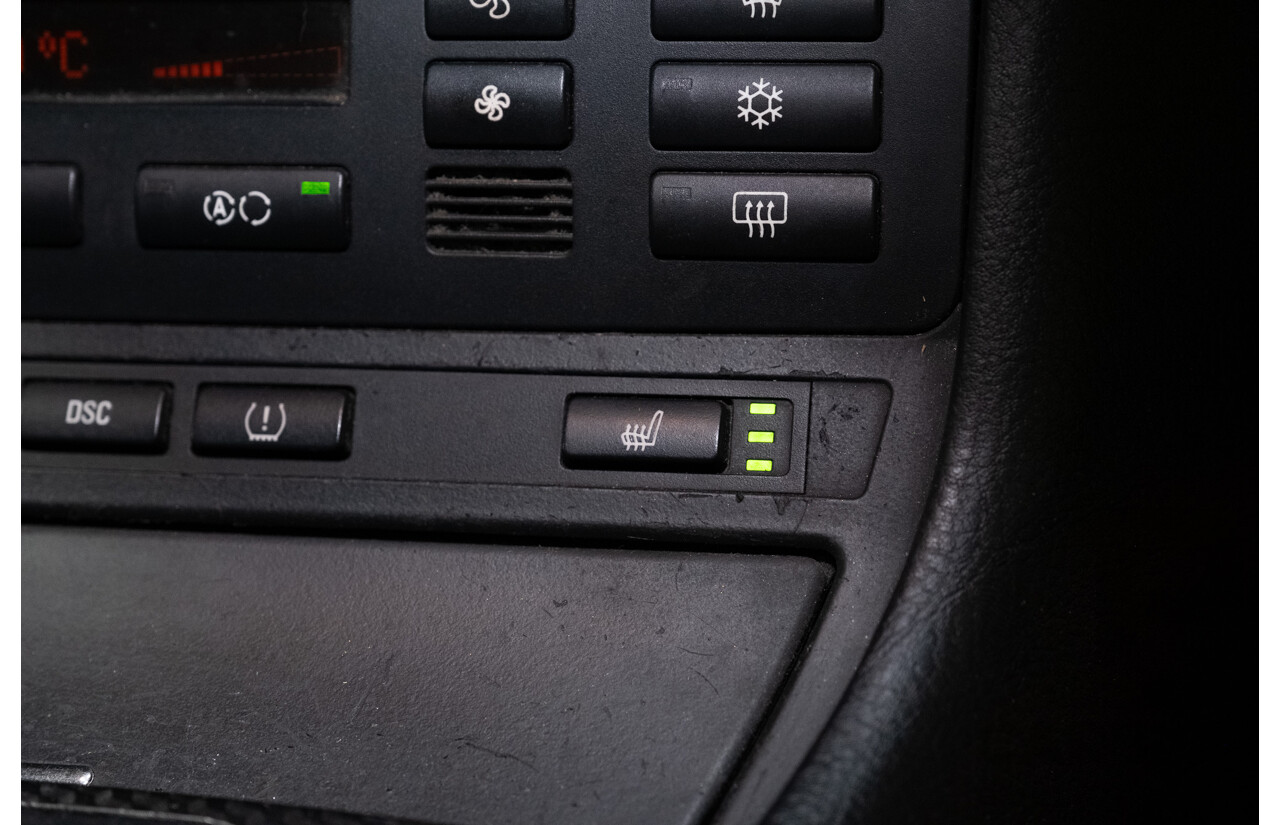 12/2004 BMW 330Ci M-Sport Package E46 2d Convertible Silver 3.0L