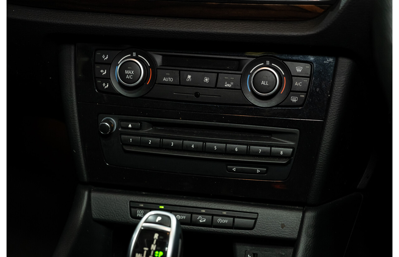 09/2013 BMW X1 Xdrive 28i (AWD) E84 MY13 4d Wagon Black Turbo 2.0L