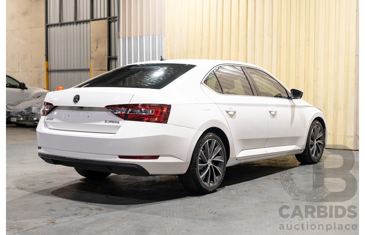 2/2016 Skoda Superb 140TDI NP MY16 4d Sedan White Turbo Diesel 2.0L