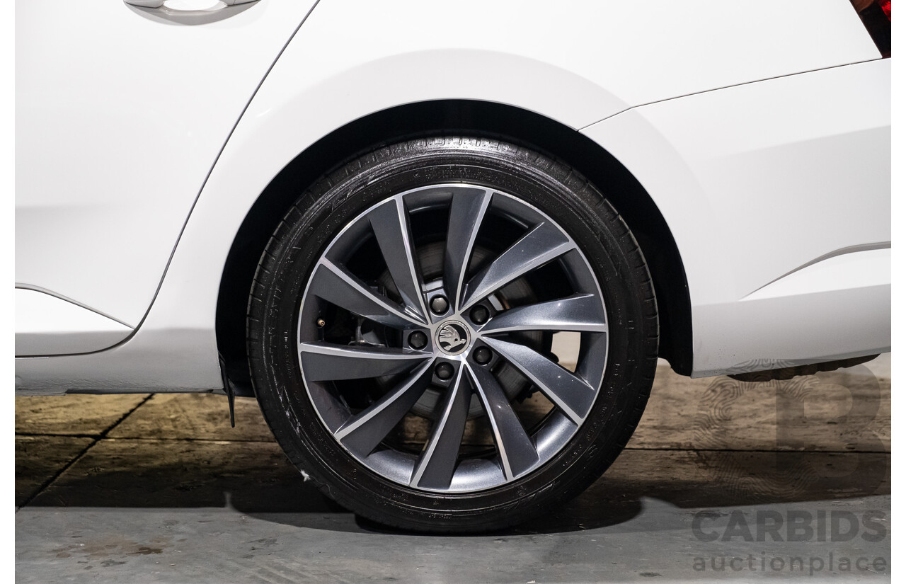 2/2016 Skoda Superb 140TDI NP MY16 4d Sedan White Turbo Diesel 2.0L