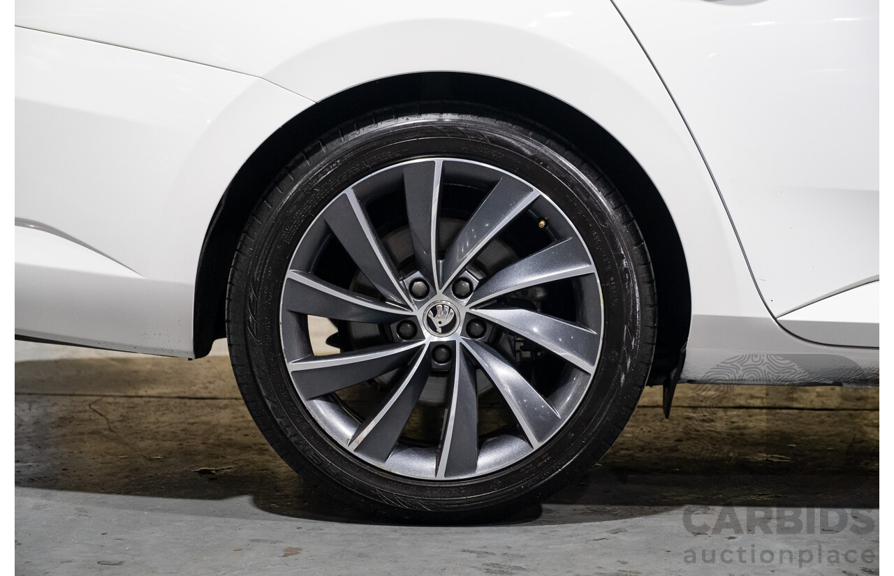 2/2016 Skoda Superb 140TDI NP MY16 4d Sedan White Turbo Diesel 2.0L