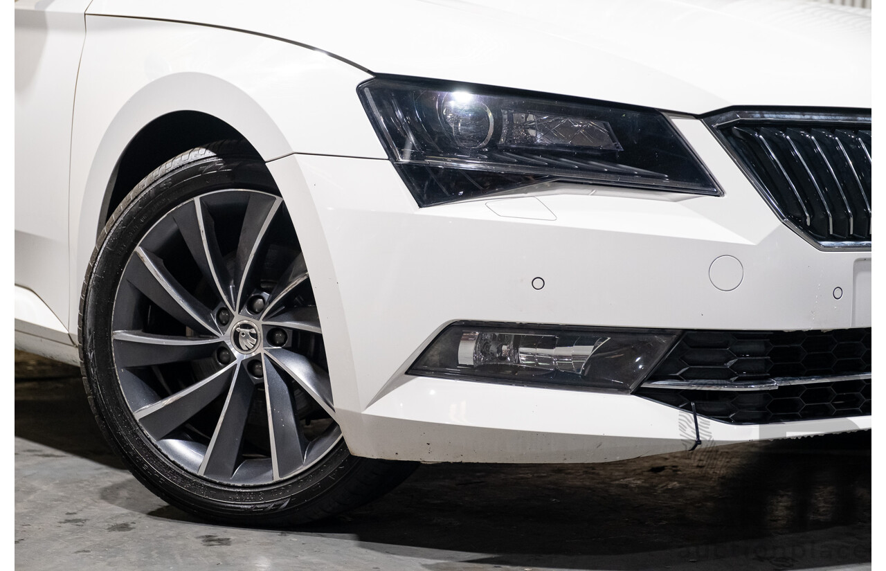 2/2016 Skoda Superb 140TDI NP MY16 4d Sedan White Turbo Diesel 2.0L