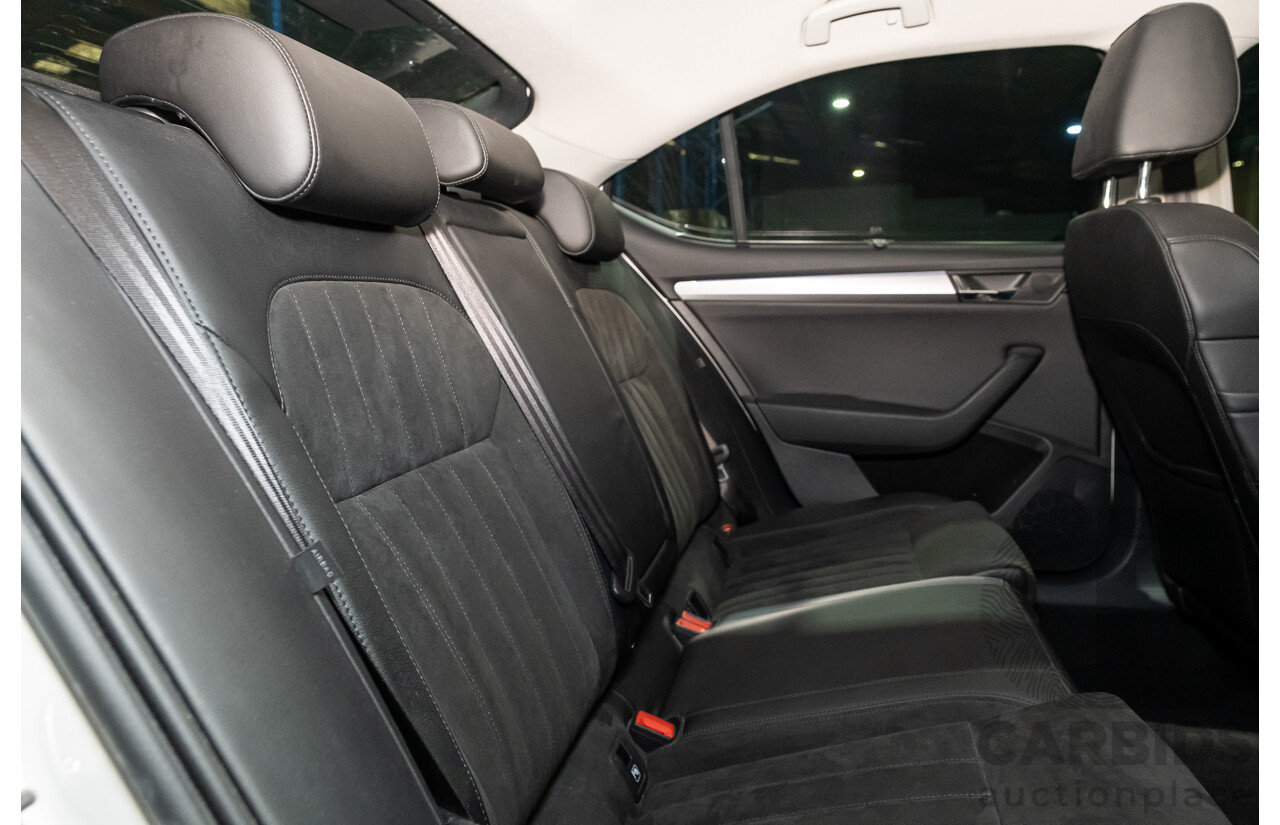 2/2016 Skoda Superb 140TDI NP MY16 4d Sedan White Turbo Diesel 2.0L