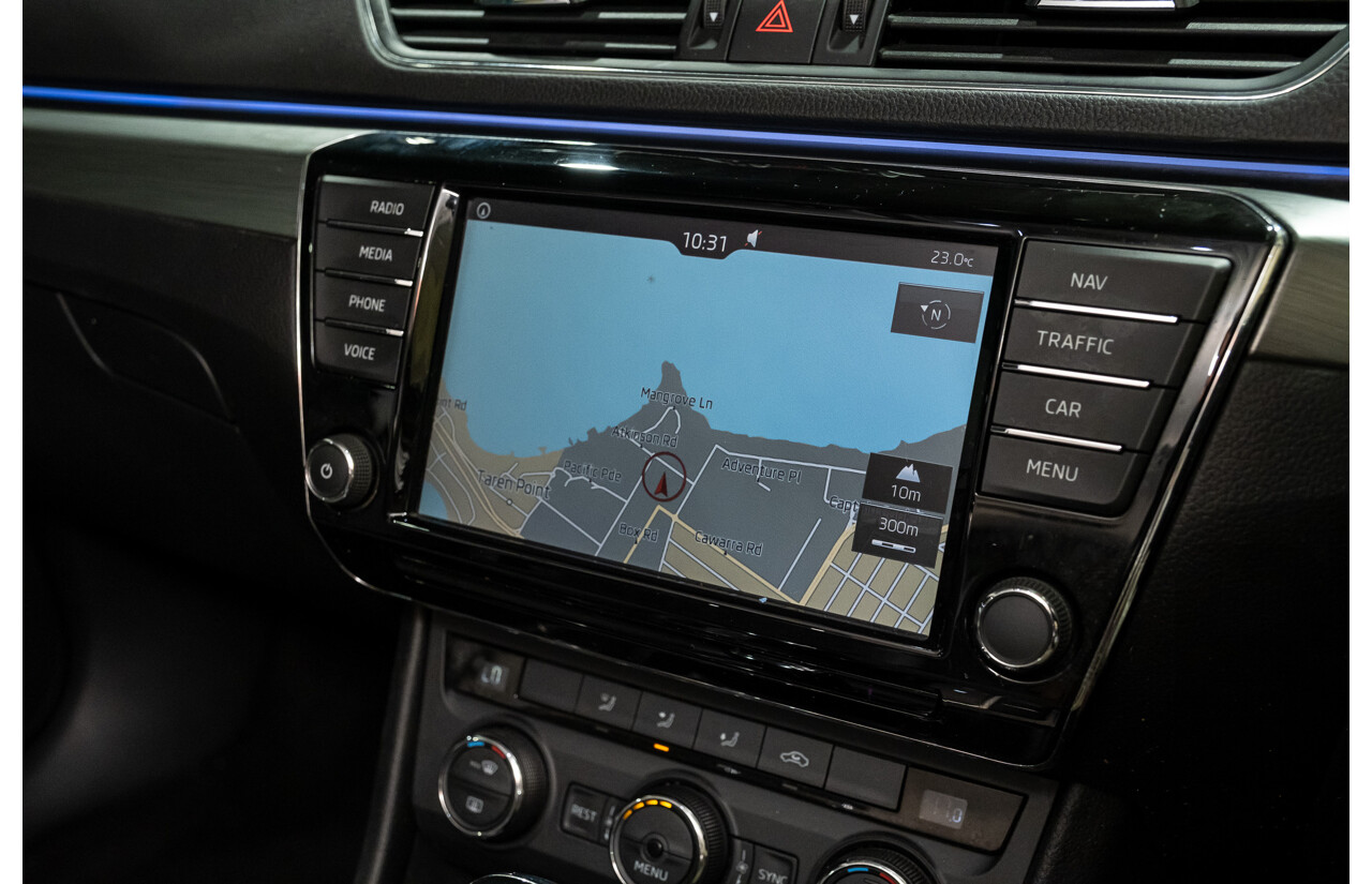 2/2016 Skoda Superb 140TDI NP MY16 4d Sedan White Turbo Diesel 2.0L