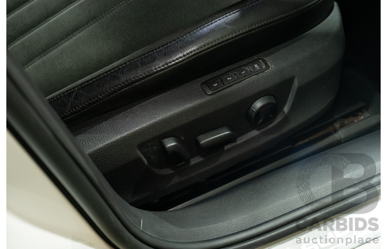 2/2016 Skoda Superb 140TDI NP MY16 4d Sedan White Turbo Diesel 2.0L