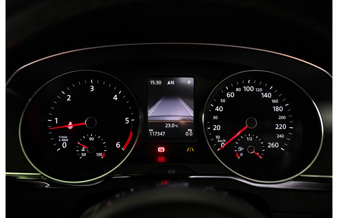 08/2016 Volkswagen Passat 140TDI Highline 3C B8 R-Line Package 4d Sedan White Turbo Diesel 2.0L