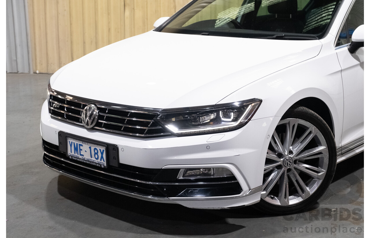 08/2016 Volkswagen Passat 140TDI Highline 3C B8 R-Line Package 4d Sedan White Turbo Diesel 2.0L