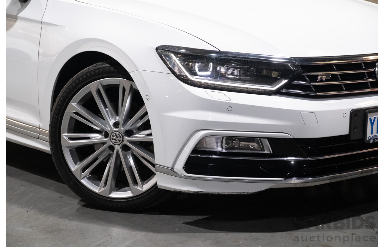 08/2016 Volkswagen Passat 140TDI Highline 3C B8 R-Line Package 4d Sedan White Turbo Diesel 2.0L