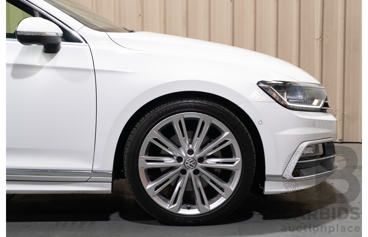 08/2016 Volkswagen Passat 140TDI Highline 3C B8 R-Line Package 4d Sedan White Turbo Diesel 2.0L