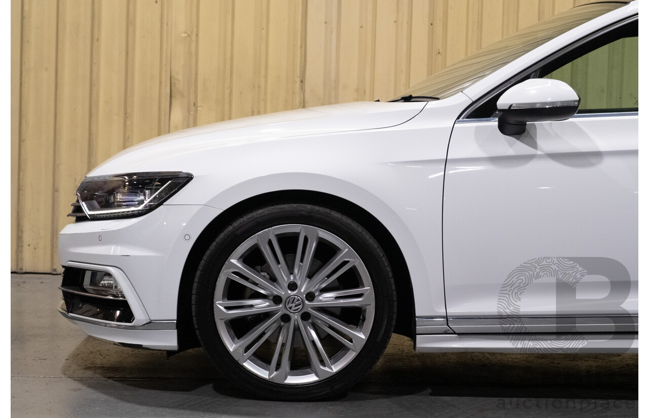 08/2016 Volkswagen Passat 140TDI Highline 3C B8 R-Line Package 4d Sedan White Turbo Diesel 2.0L