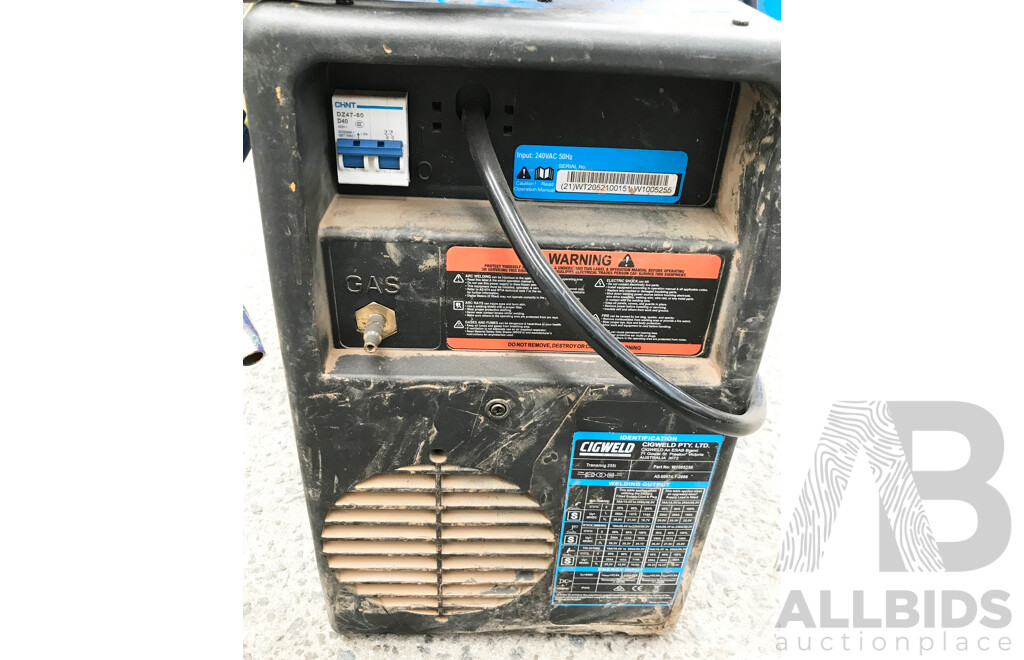 Cigweld Transmig 255i Welder (for Maintenance)