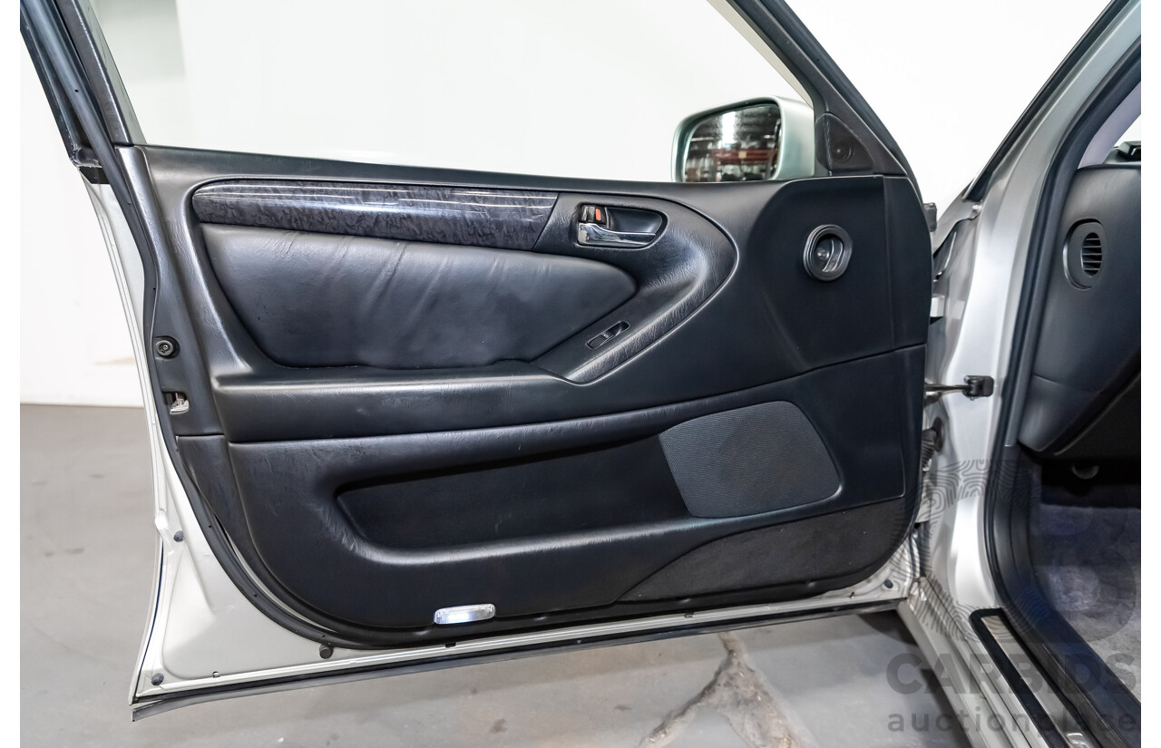 08/2000 Toyota Aristo JZS161 V300 Vertex Edition 4d Sedan Silver Twin Turbo 2JZ 3.0L - 11/2021 Import