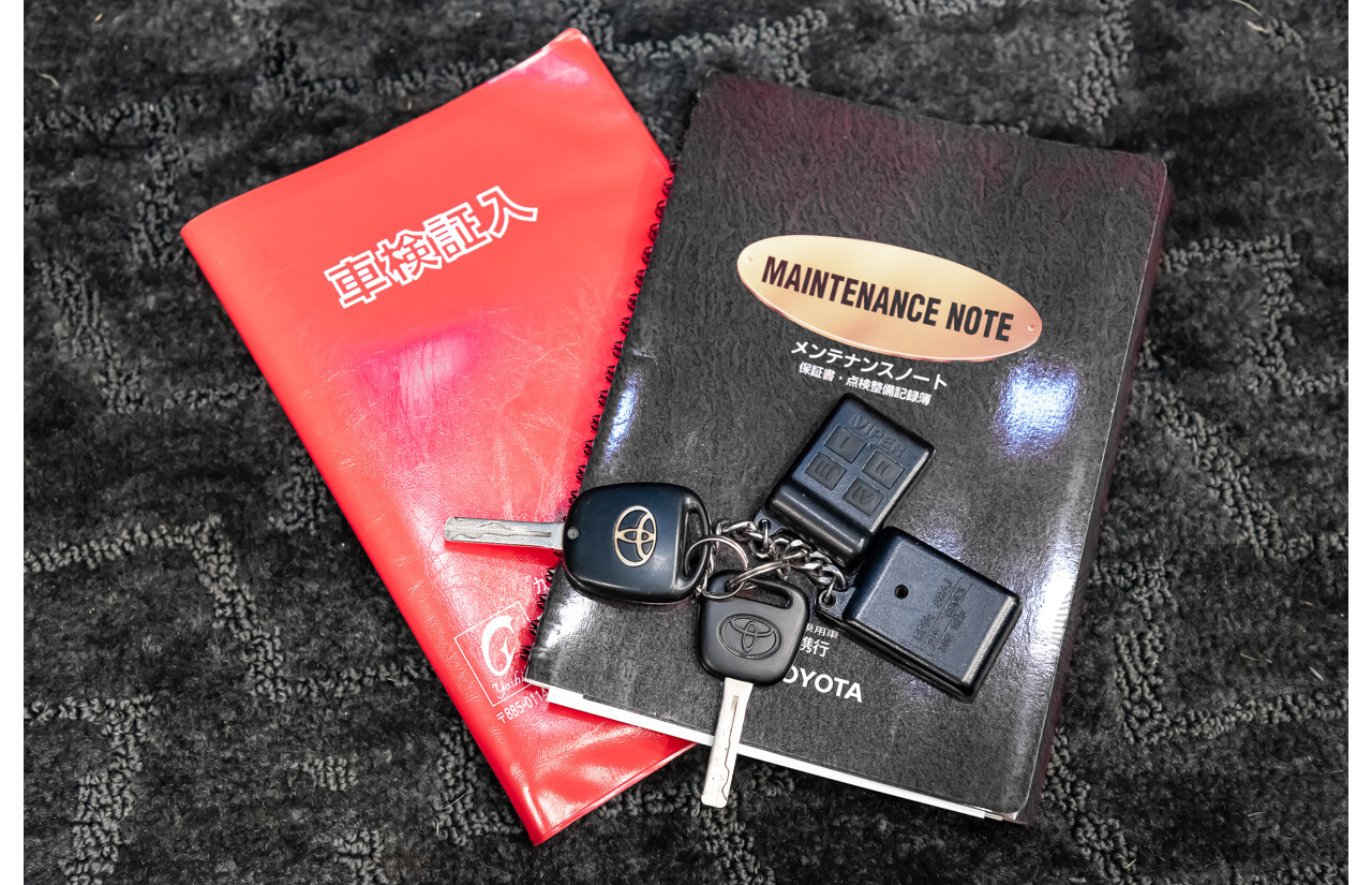 08/2000 Toyota Aristo JZS161 V300 Vertex Edition 4d Sedan Silver Twin Turbo 2JZ 3.0L - 11/2021 Import