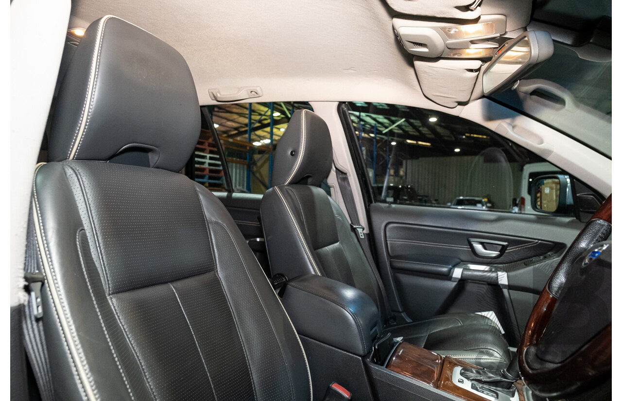 2/2010 Volvo XC90 D5 (AWD) MY11 4d Wagon Black Turbo Diesel 2.4L - 7 Seater