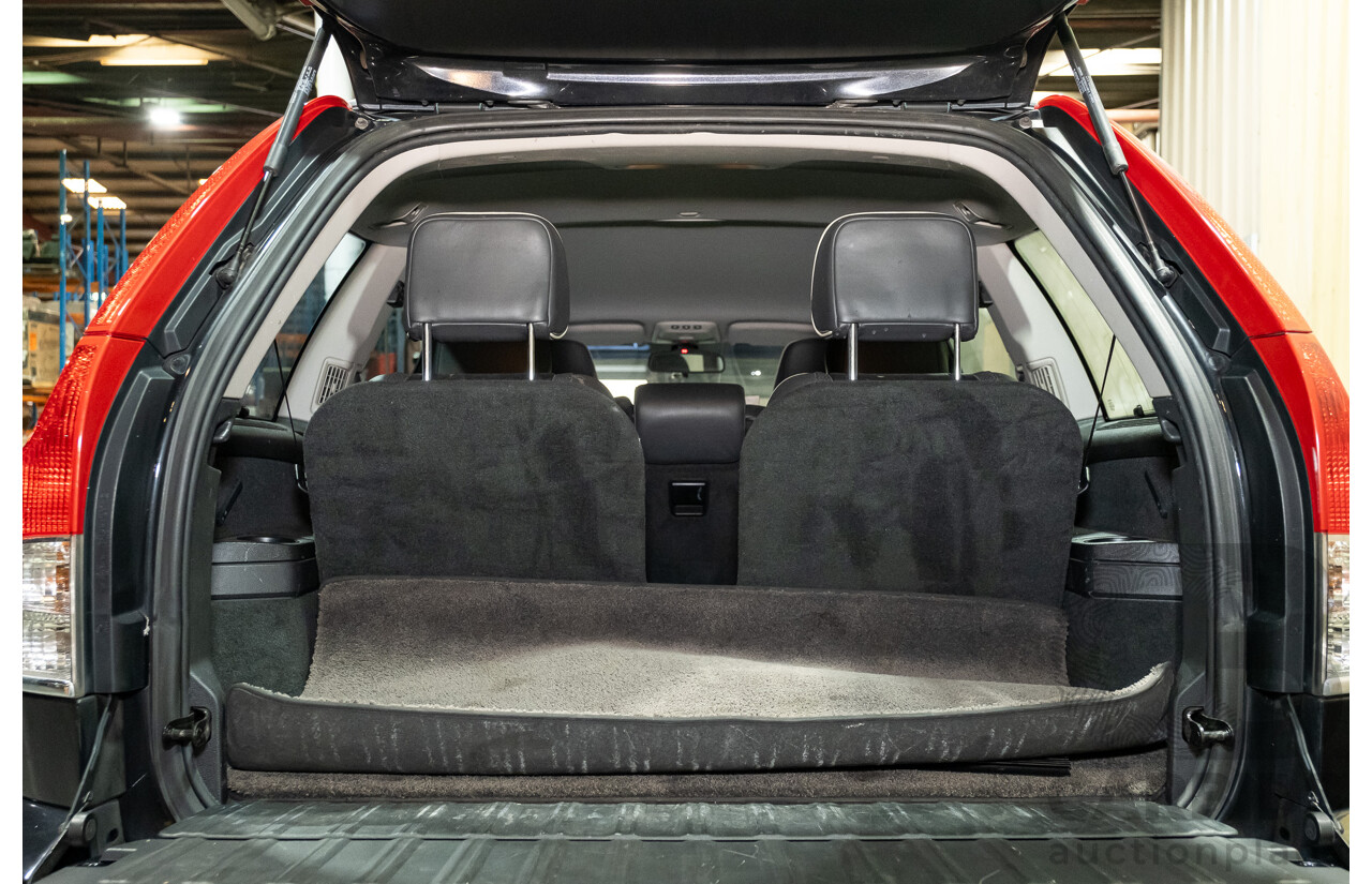 2/2010 Volvo XC90 D5 (AWD) MY11 4d Wagon Black Turbo Diesel 2.4L - 7 Seater