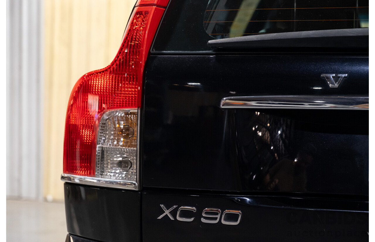 2/2010 Volvo XC90 D5 (AWD) MY11 4d Wagon Black Turbo Diesel 2.4L - 7 Seater