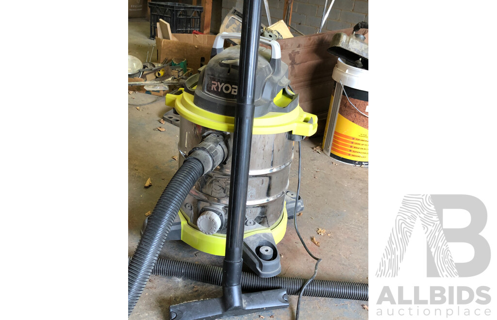 Ryobi RVC-1220I-G Wet and Dry Vacuum Cleaner