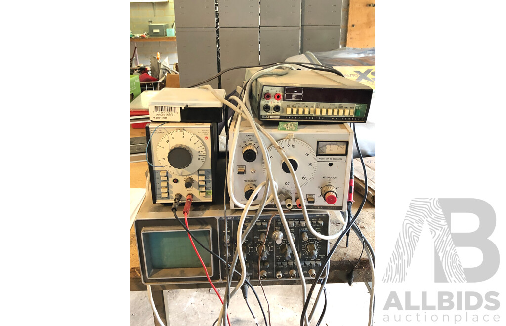 Oscoiliators and Power Supply Boxes