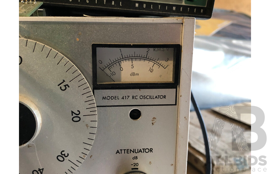 Oscoiliators and Power Supply Boxes