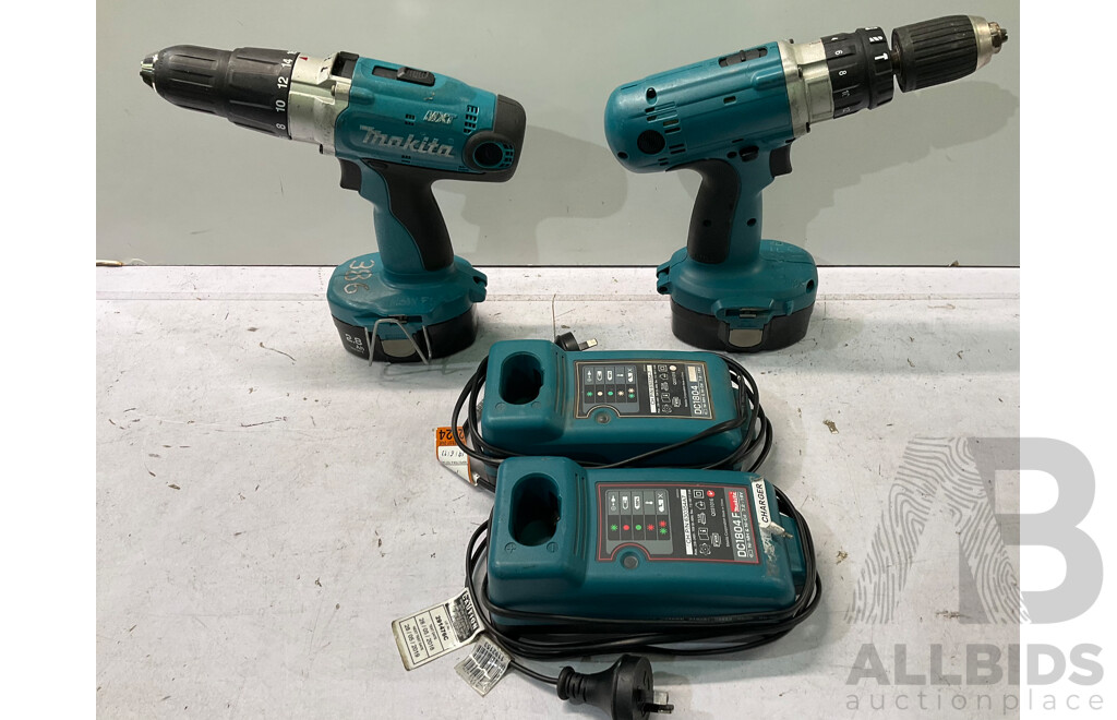 MAKITA (8444D) Chuck Drill 18v (X2) W/ Charger - Lot of 4 - Total ORP $599.99