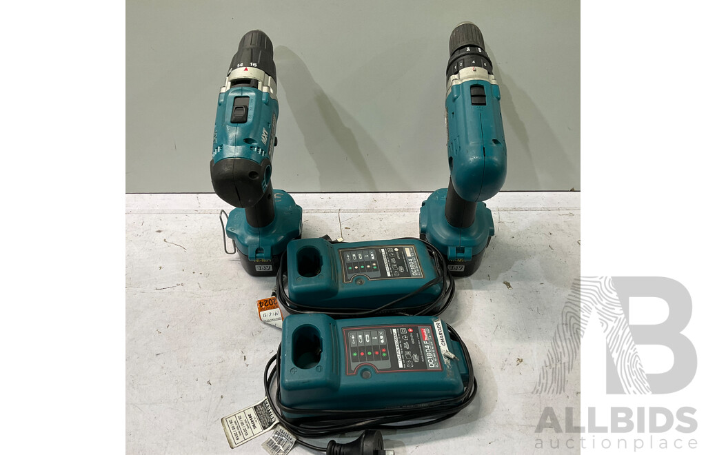 MAKITA (8444D) Chuck Drill 18v (X2) W/ Charger - Lot of 4 - Total ORP $599.99