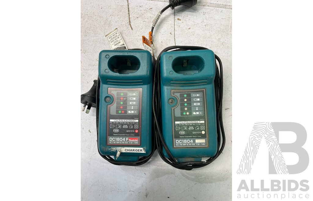 MAKITA (8444D) Chuck Drill 18v (X2) W/ Charger - Lot of 4 - Total ORP $599.99