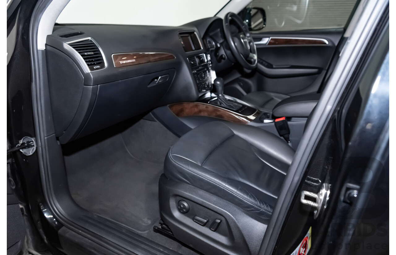5/2010 Audi Q5 2.0 TDI Quattro (AWD) 8R MY10 4d Wagon Metallic Black Turbo Diesel 2.0L