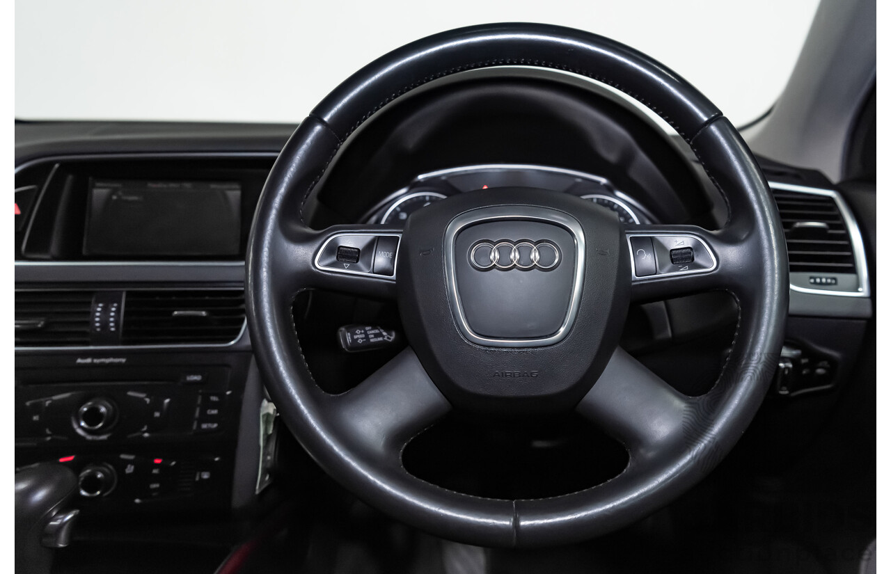 5/2010 Audi Q5 2.0 TDI Quattro (AWD) 8R MY10 4d Wagon Metallic Black Turbo Diesel 2.0L