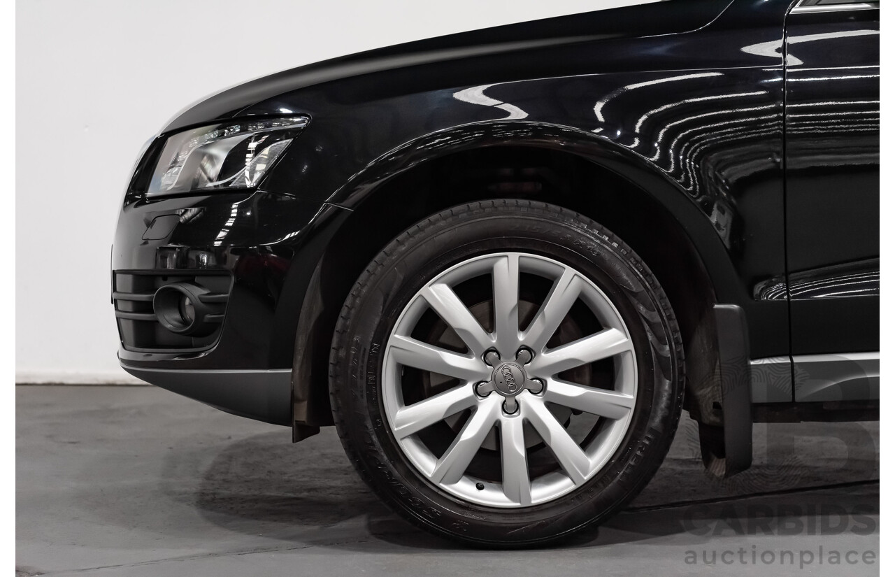 5/2010 Audi Q5 2.0 TDI Quattro (AWD) 8R MY10 4d Wagon Metallic Black Turbo Diesel 2.0L
