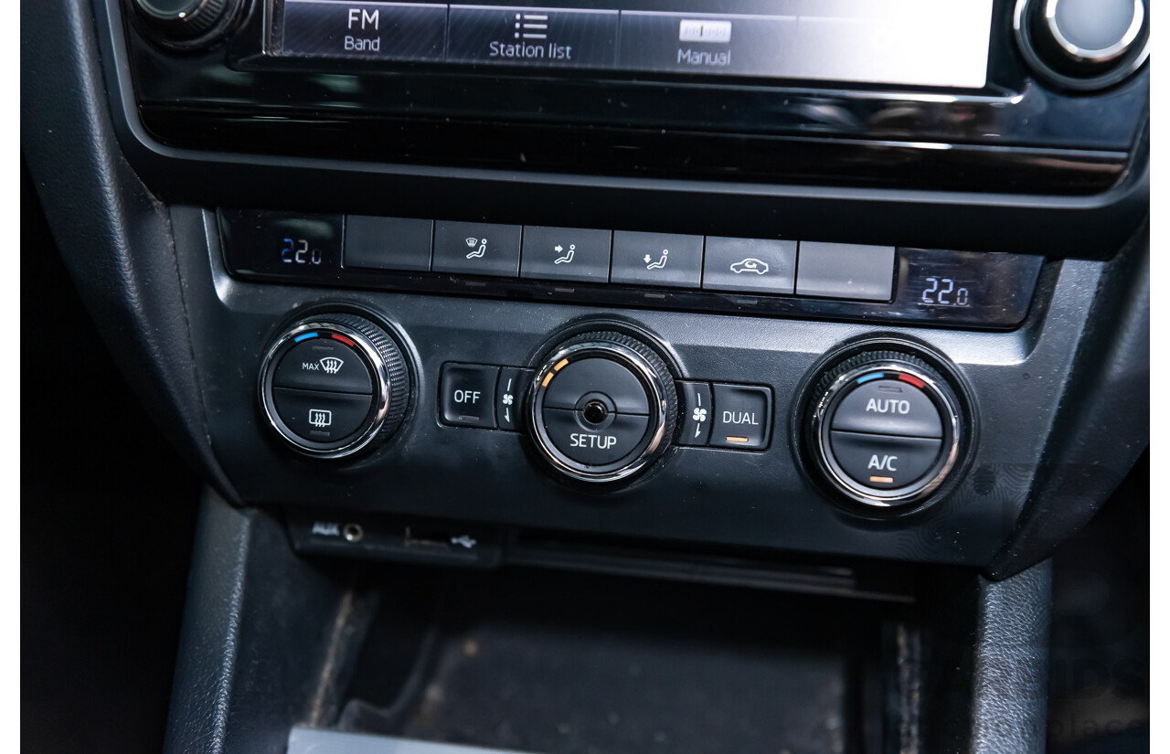 6/2015 Skoda Octavia 103 TSI Elegance NE MY15 4d Wagon Metallic Grey Turbo 1.4L