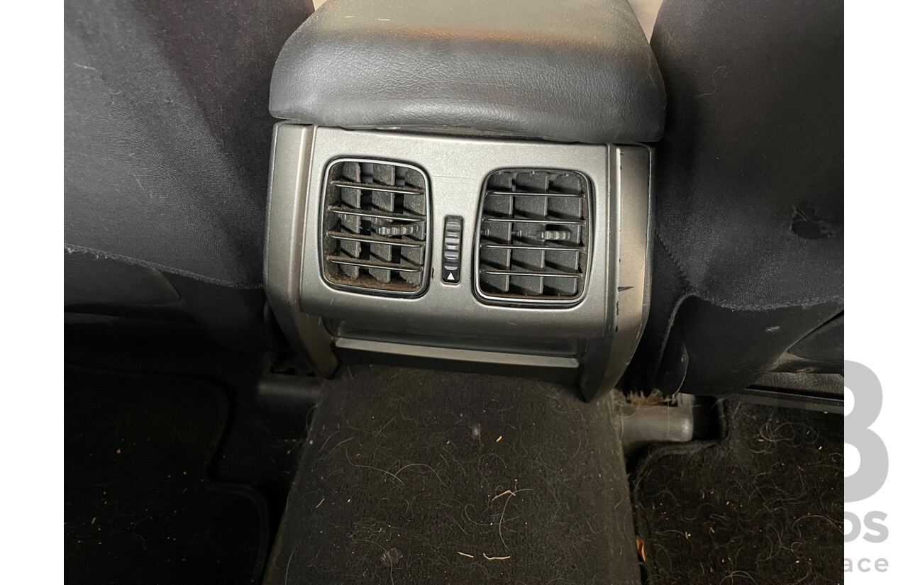 9/2004 Holden Commodore Executive VZ 4d Sedan White 3.6L