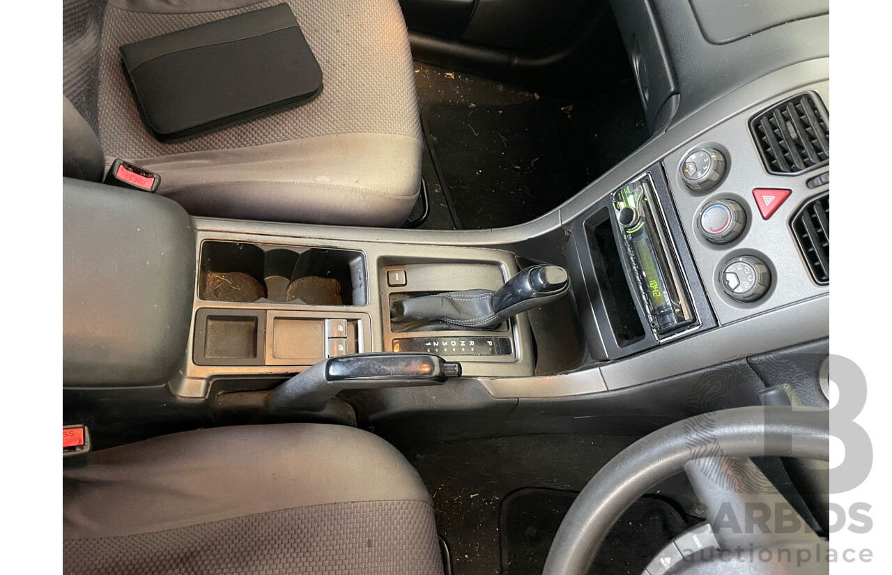 9/2004 Holden Commodore Executive VZ 4d Sedan White 3.6L