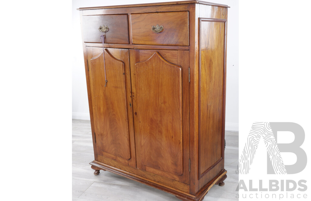 Antique Style Timber Dresser Chest of Drawers