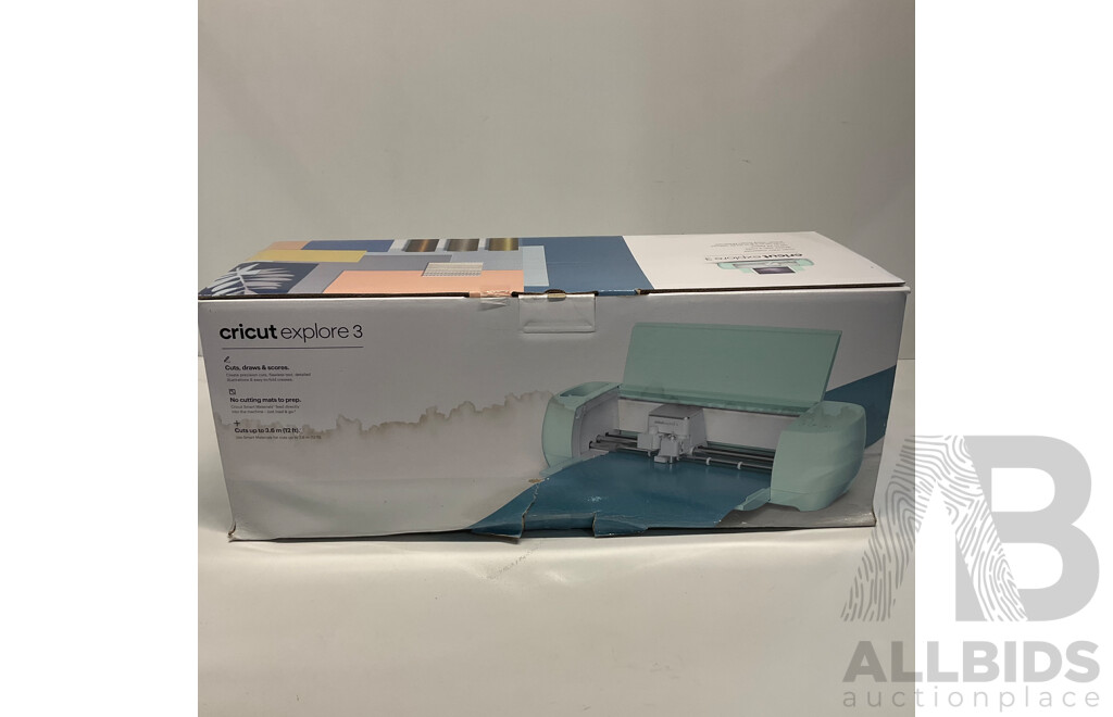 CIRCUT Exploer 3 Smart Cutting Machine - ORP $438.00