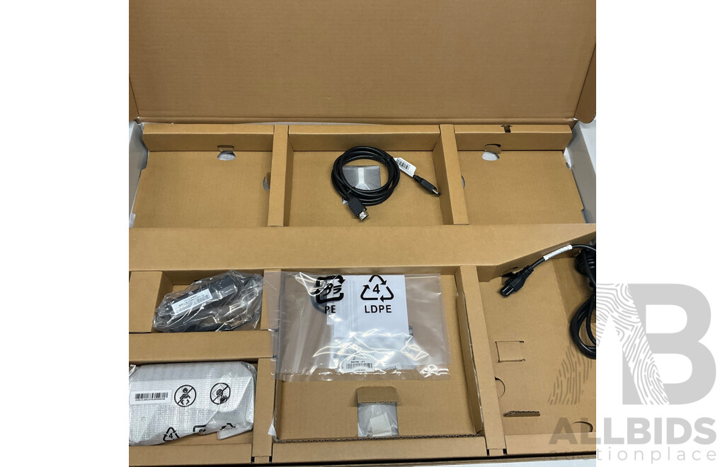 HP M32f 31.5 Inch FHD Monitor - ORP $529.00