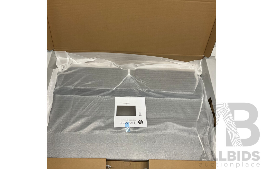 HP M32f 31.5 Inch FHD Monitor - ORP $529.00