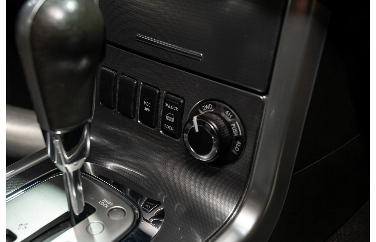 4/2011 Nissan Navara ST-X (4x4) D40 SERIES 4 Dual Cab P/Up Black Turbo Diesel 2.5L