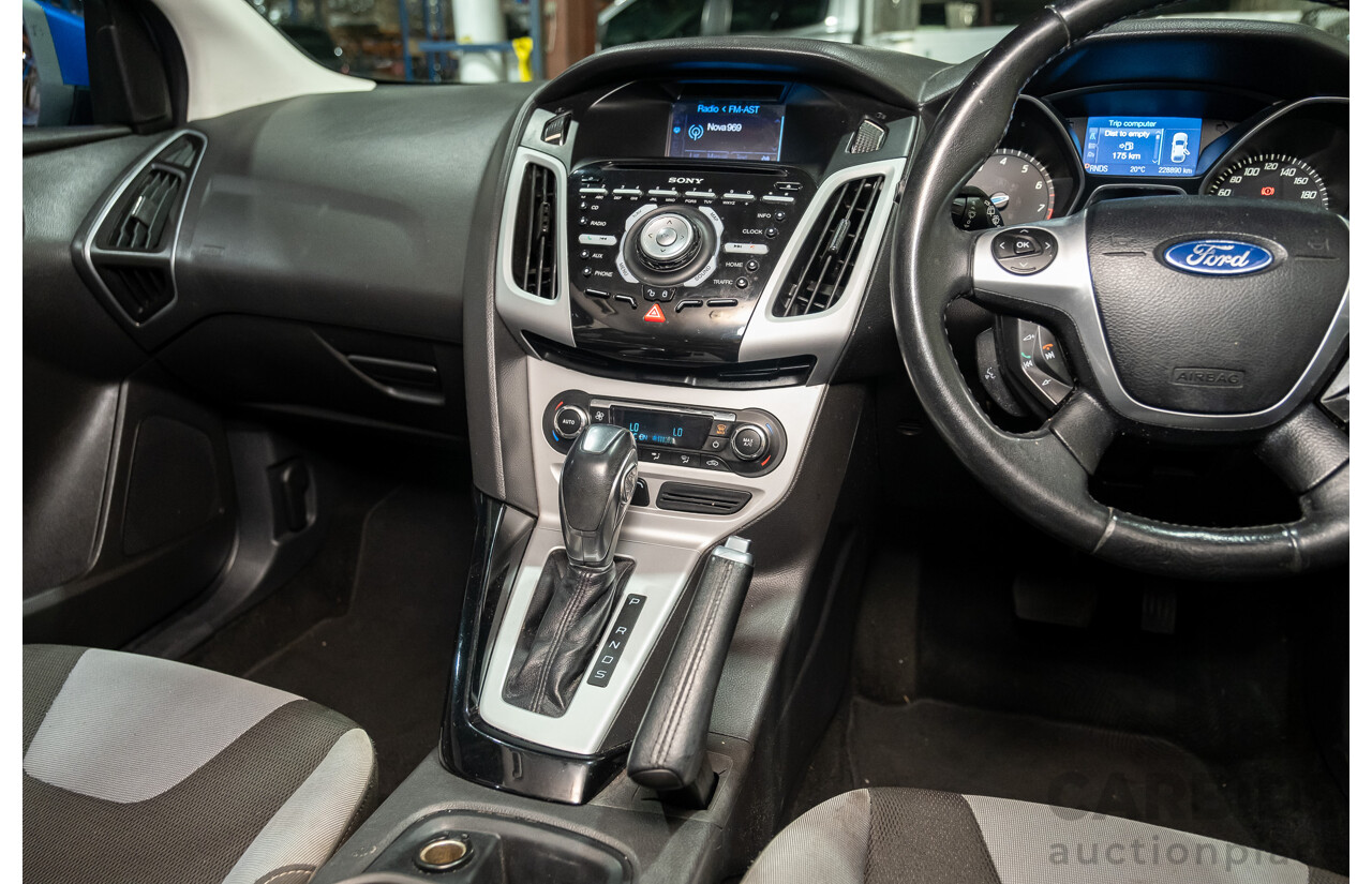 9/2013 Ford Focus Sport LW MK2 5d Hatchback Blue 2.0L