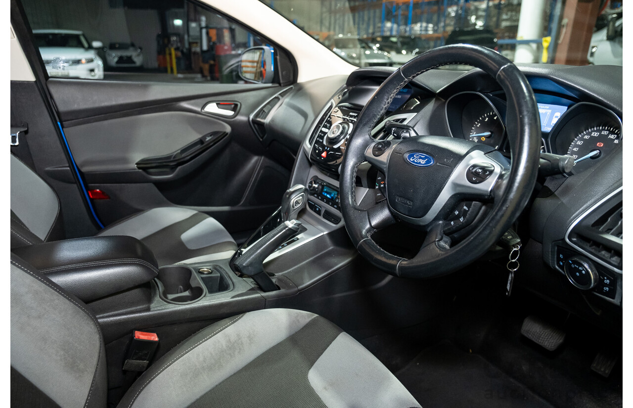 9/2013 Ford Focus Sport LW MK2 5d Hatchback Blue 2.0L