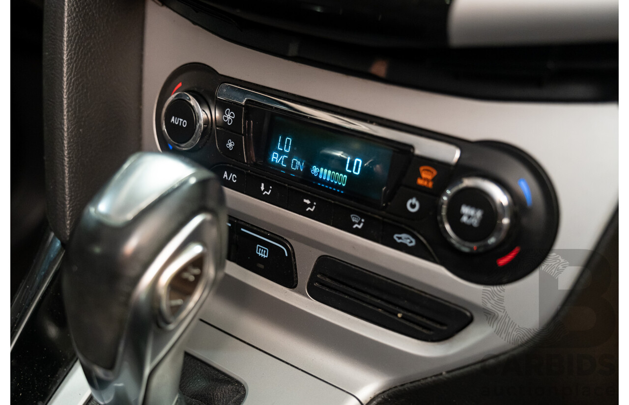 9/2013 Ford Focus Sport LW MK2 5d Hatchback Blue 2.0L