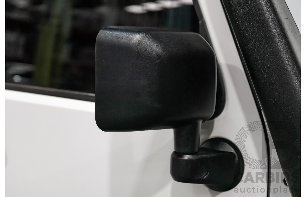 3/2011 Jeep Wrangler Unlimited Rubicon (4x4) JK MY11 4d Softtop White 3.8L - Modified