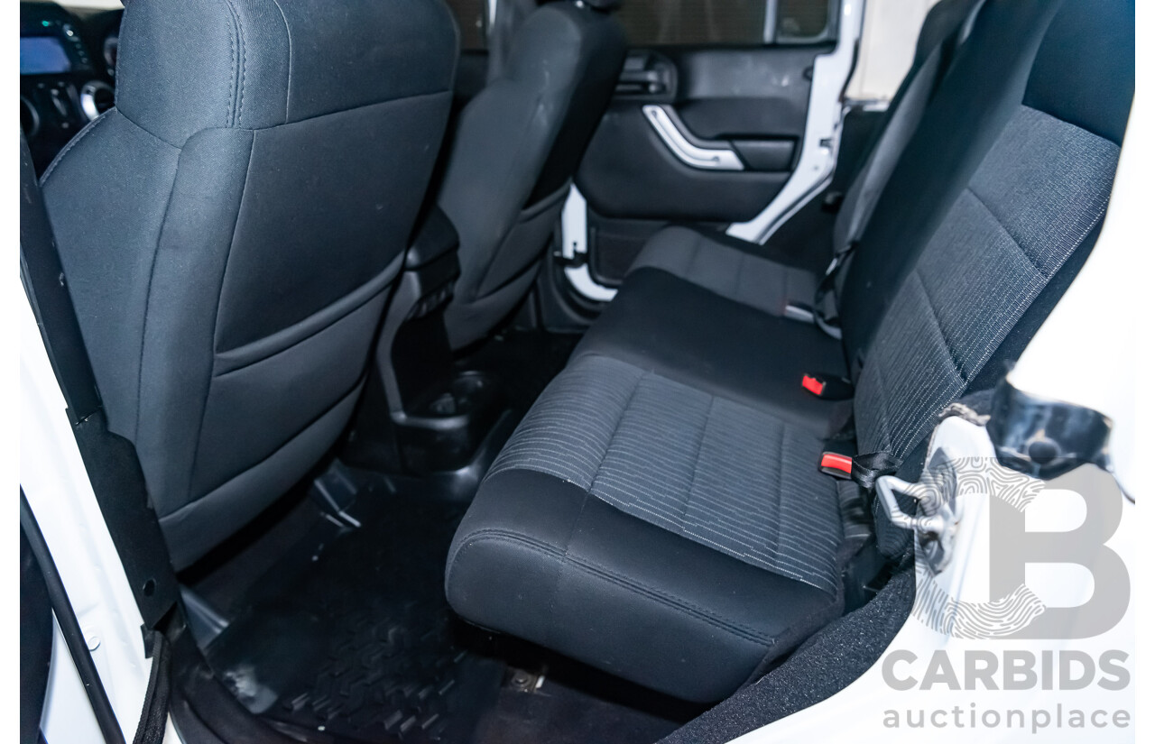 3/2011 Jeep Wrangler Unlimited Rubicon (4x4) JK MY11 4d Softtop White 3.8L - Modified