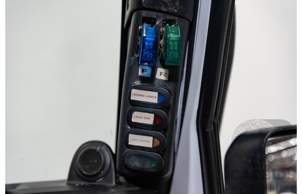 3/2011 Jeep Wrangler Unlimited Rubicon (4x4) JK MY11 4d Softtop White 3.8L - Modified