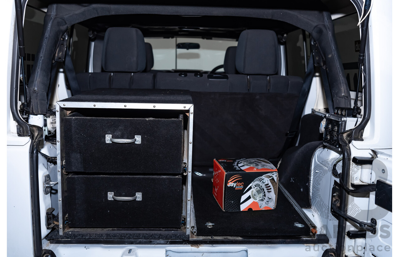 3/2011 Jeep Wrangler Unlimited Rubicon (4x4) JK MY11 4d Softtop White 3.8L - Modified