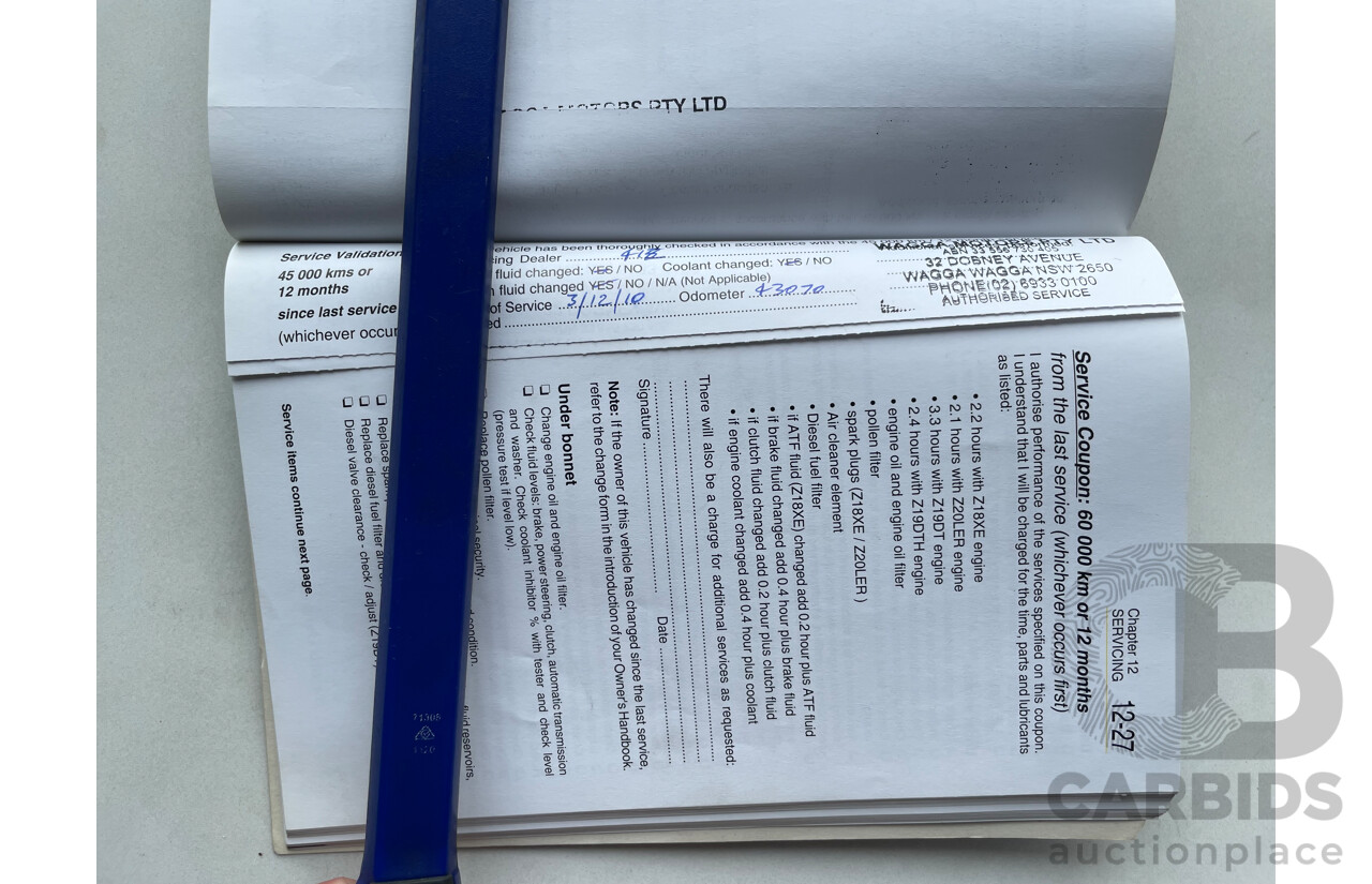 8/2006 Holden Astra CD AH MY06 5d Hatchback White 1.8L